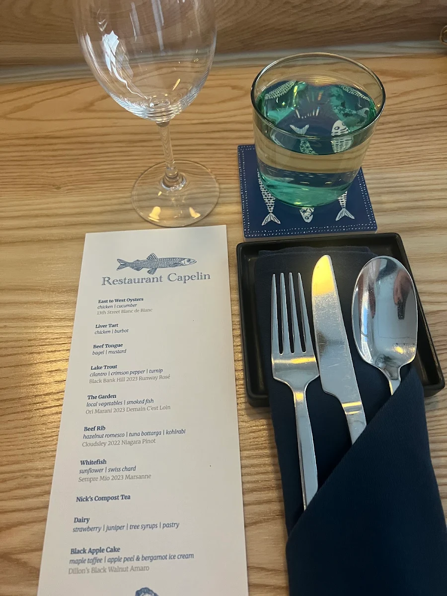 Menu, Restaurant Capelin