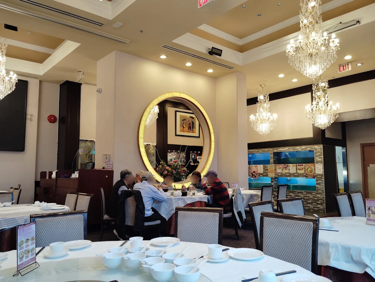Vibe, Royal Garden Seafood Restaurant