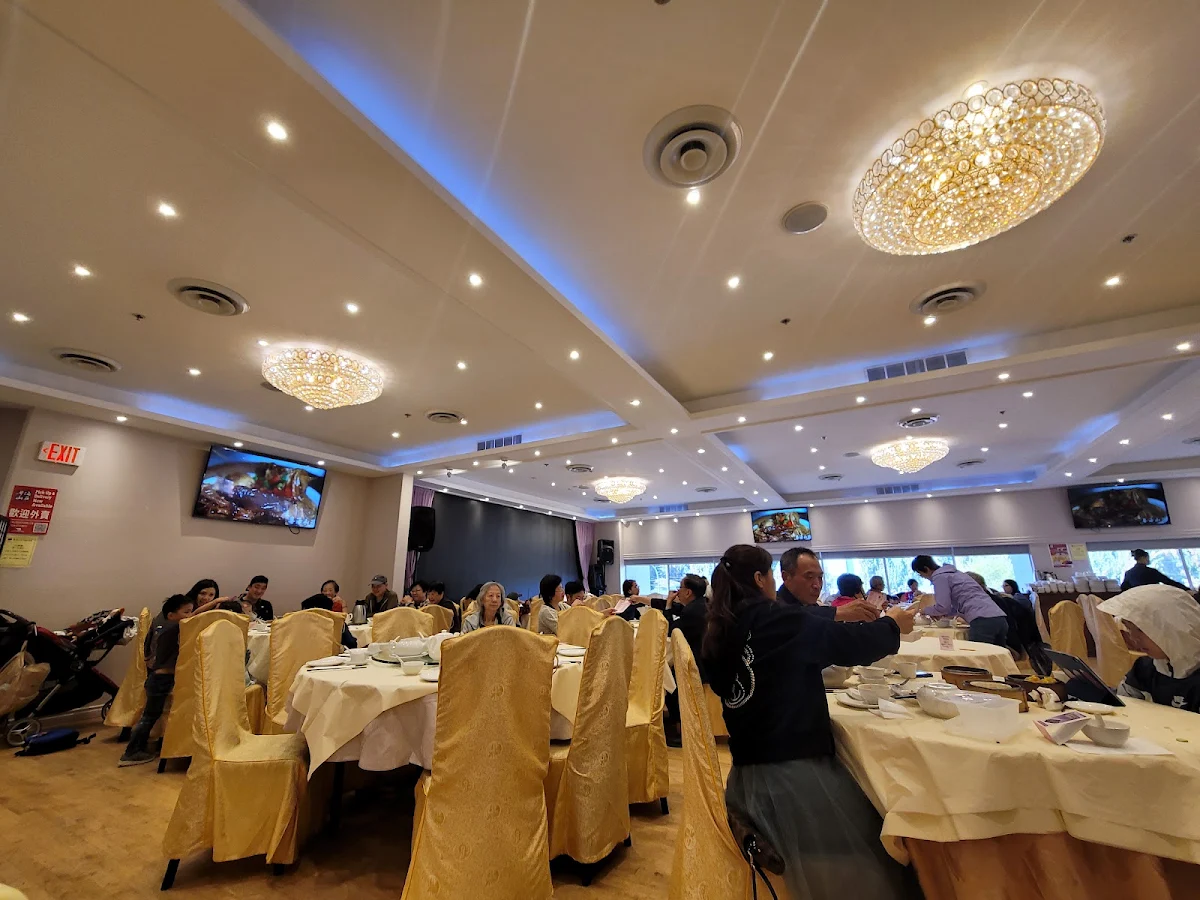Vibe, Royal Garden Seafood Restaurant