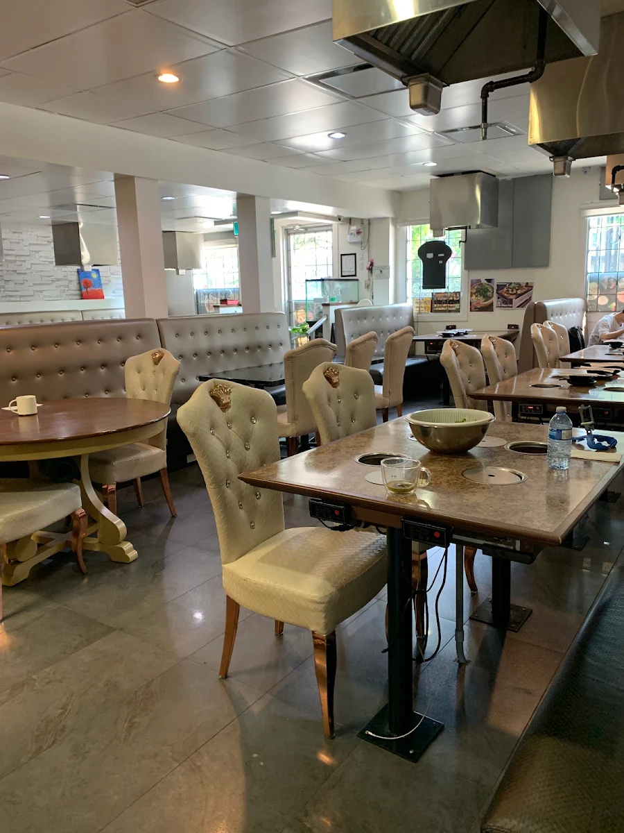 Vibe, Lion Hot Pot Ltd