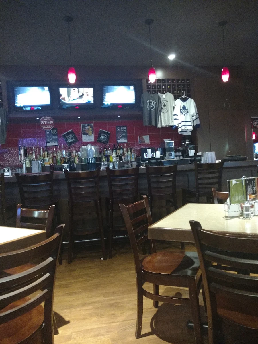 Vibe, Pizza Place