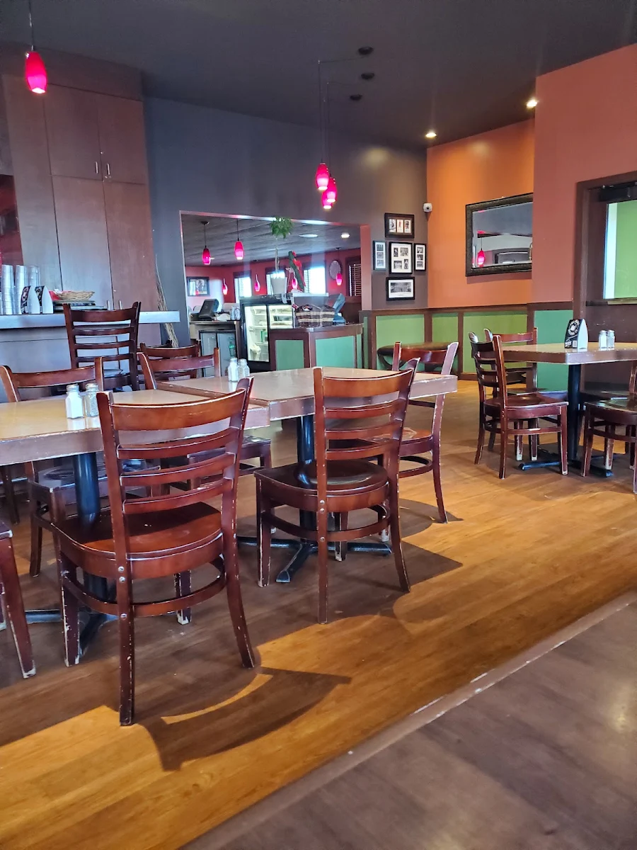 Vibe, Pizza Place