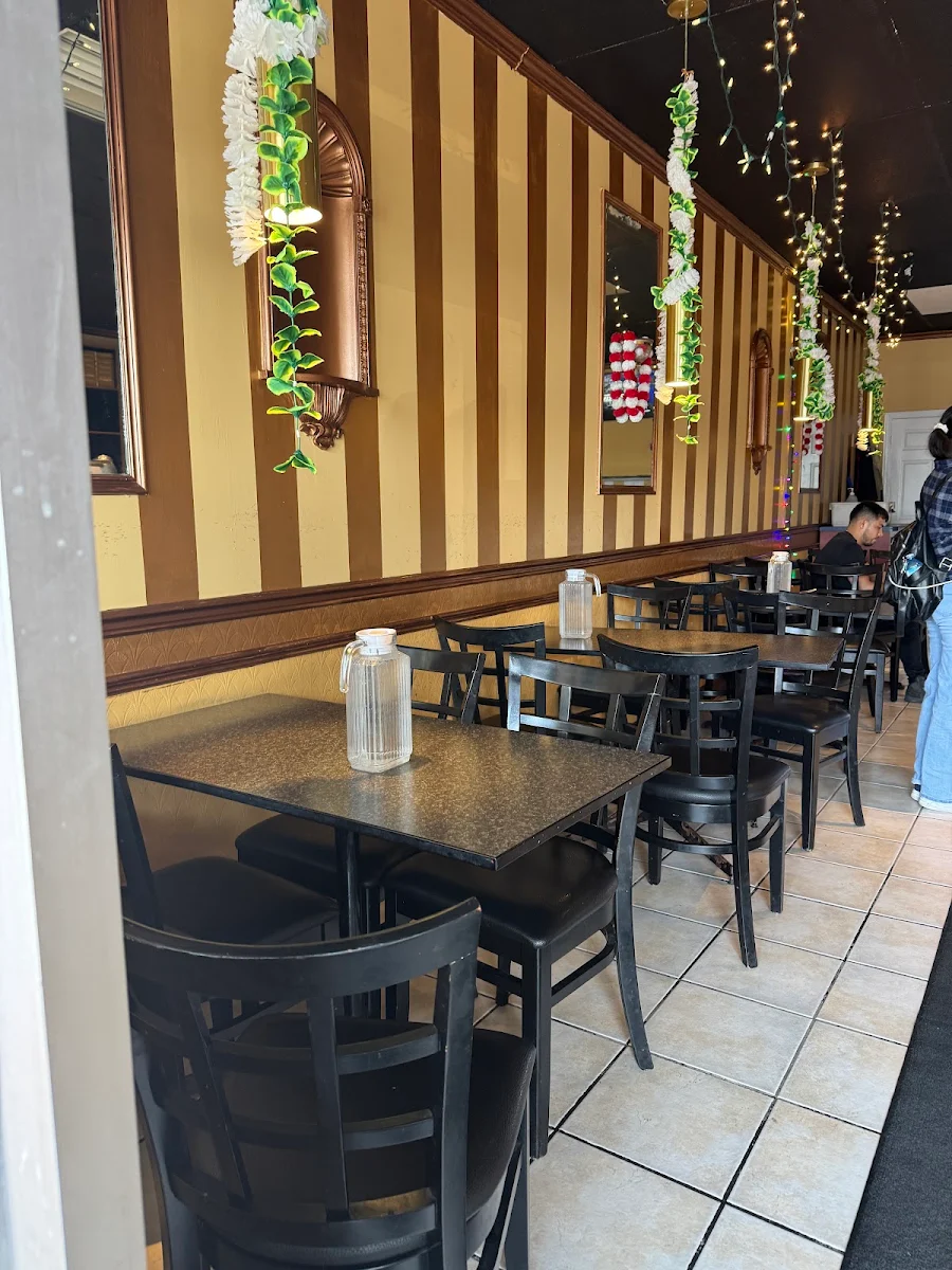 Vibe, Lally's Sweets & Tandoori Restaurant