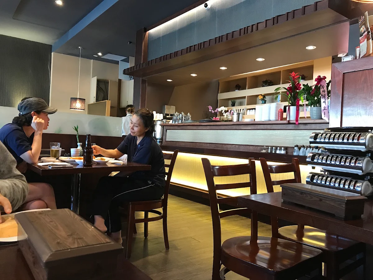 Vibe, Jin Mee Korean Cuisine