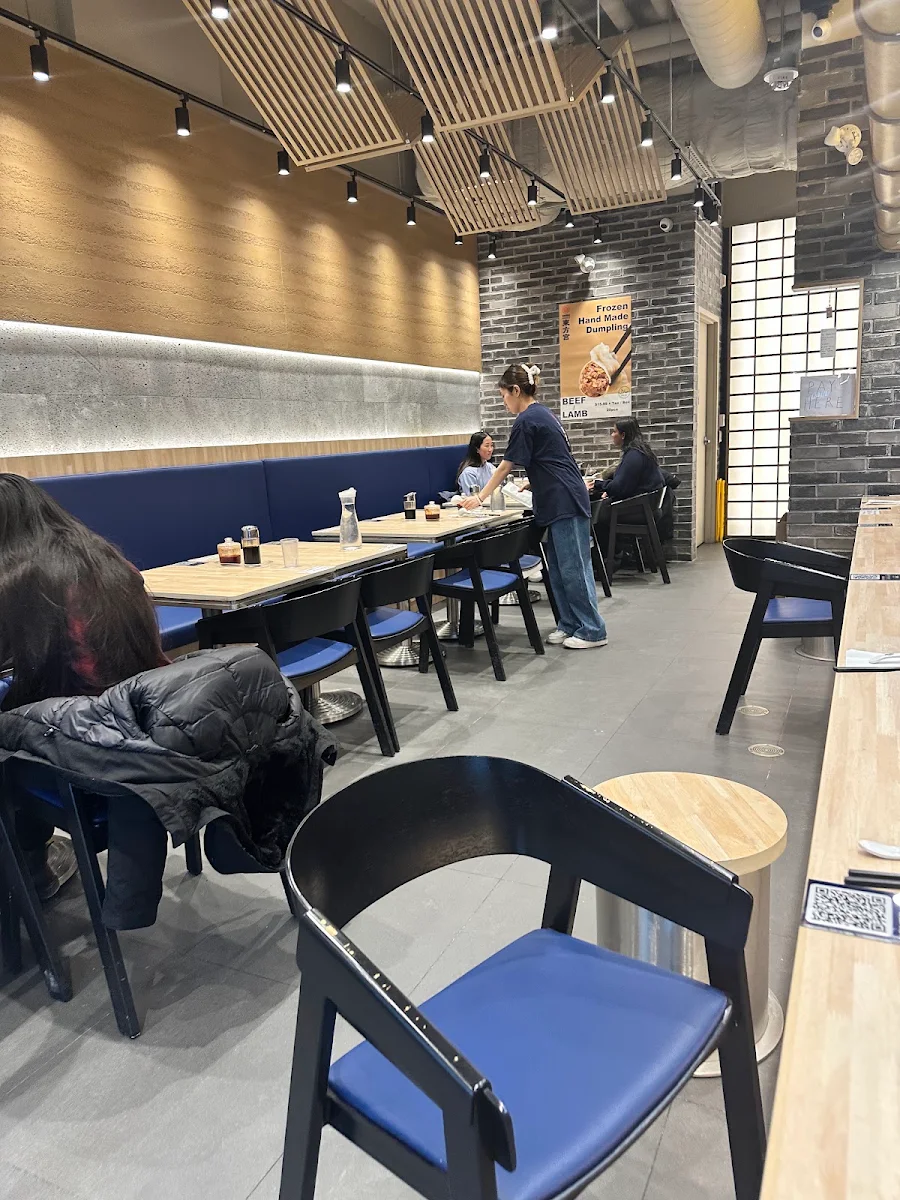 Vibe, Omni Noodle (York)
