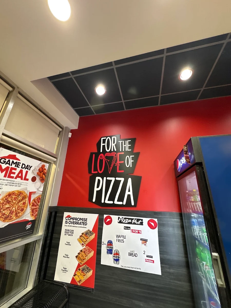 Menu, Pizza Hut