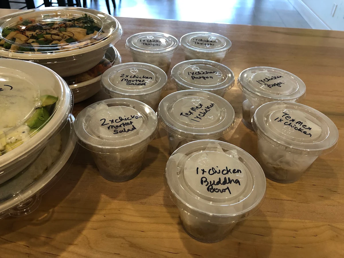 Menu, Freshii