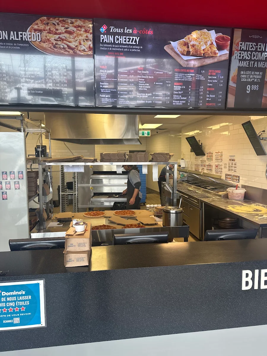 Menu, Domino's Pizza