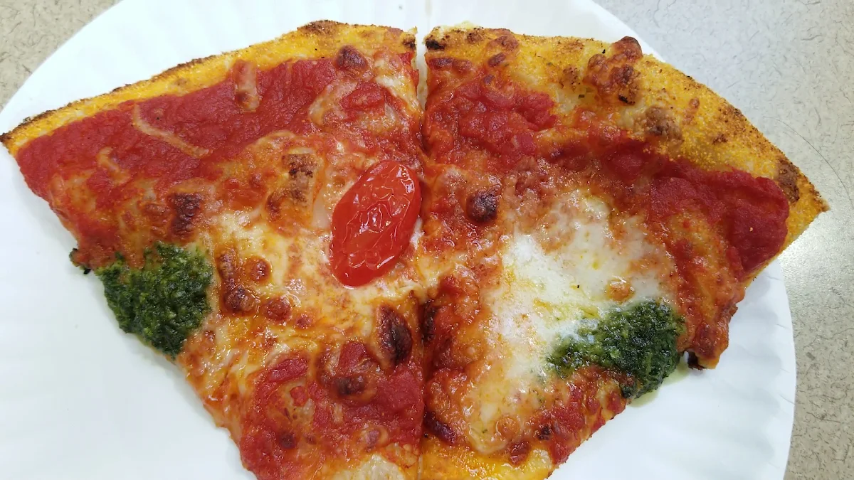 Food & drink, Jimmy Chews [ Primo - Pizza ]