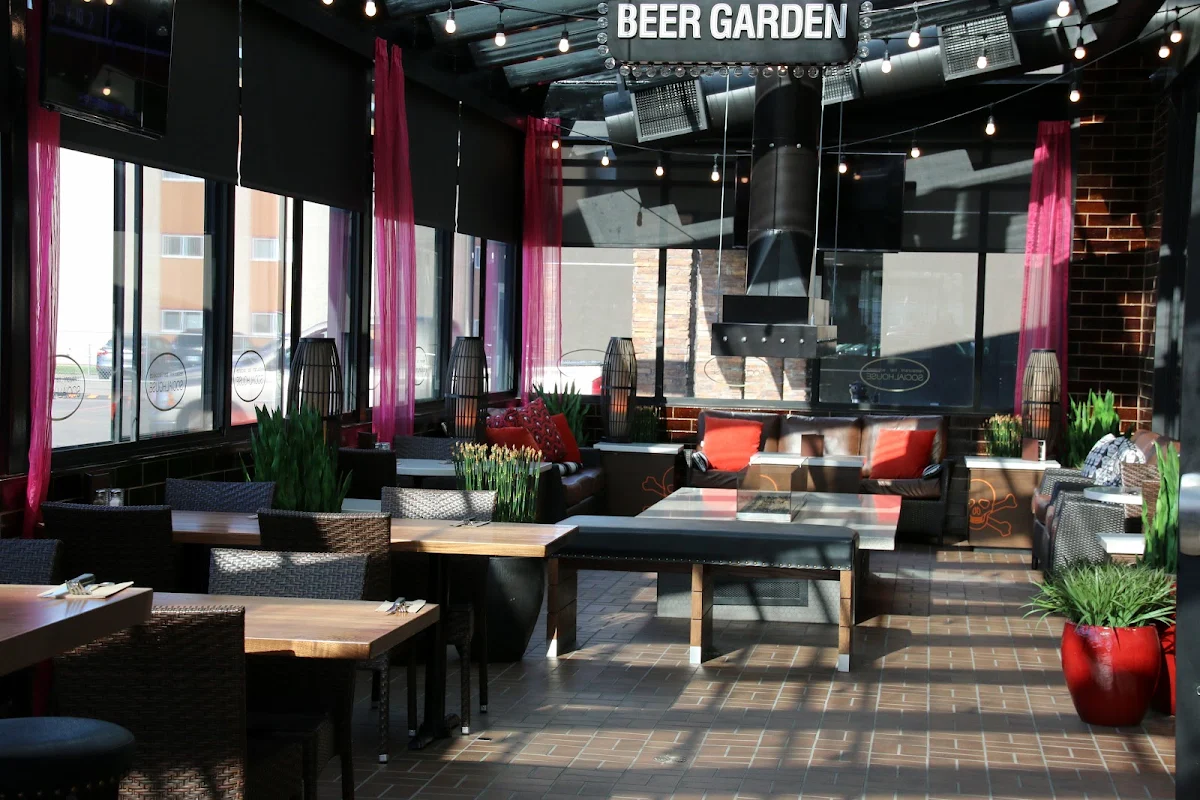 Vibe, Browns Socialhouse