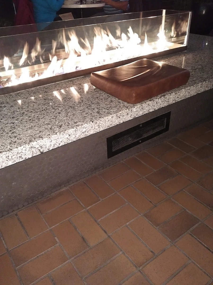 Vibe, Browns Socialhouse