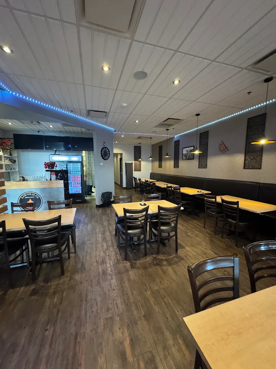 Vibe, Karahi Guys Restaurant