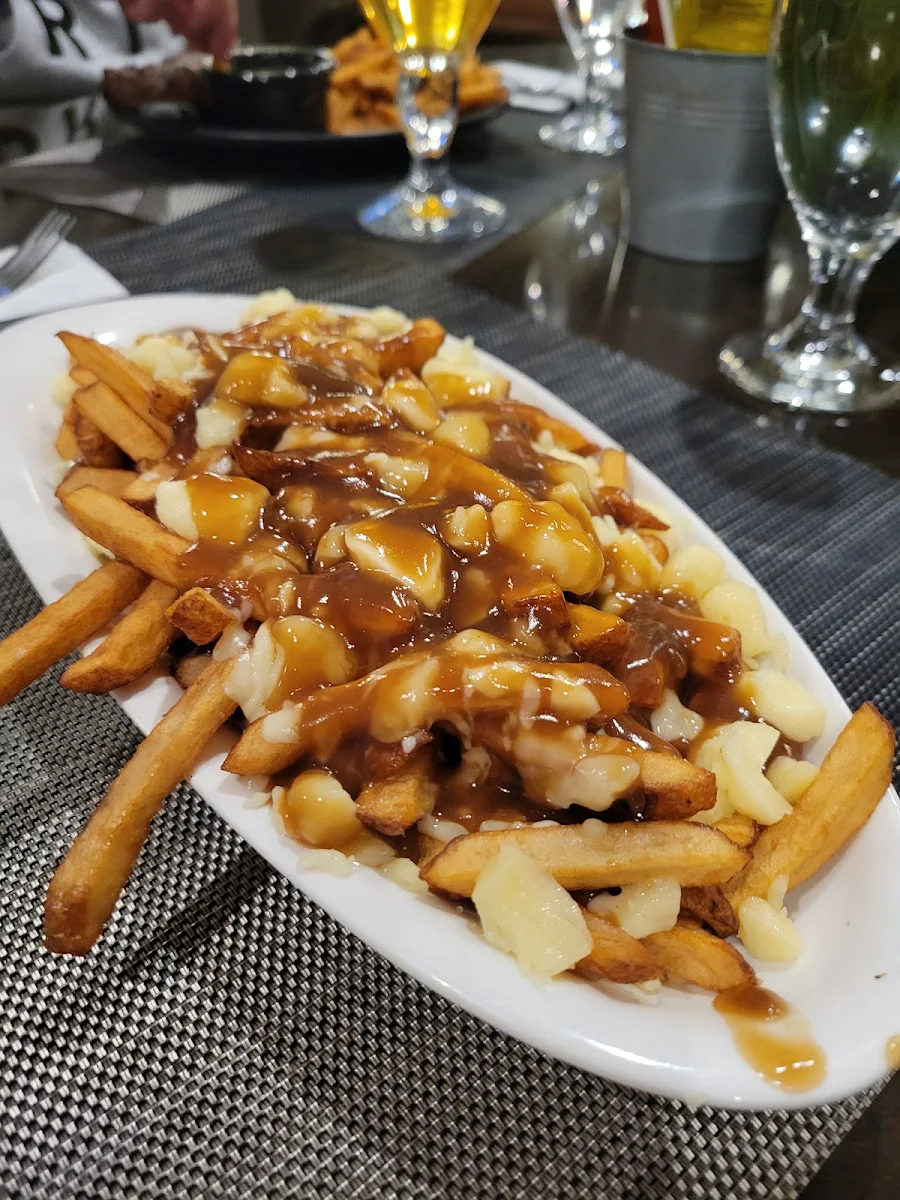 Food & drink, Pub St-Bernard
