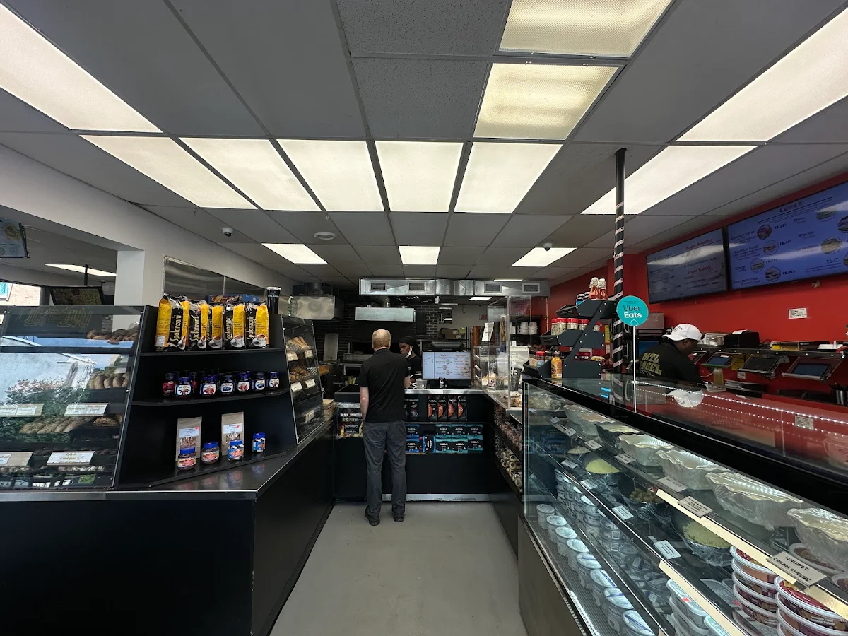 Vibe, M.T.L. Bagel