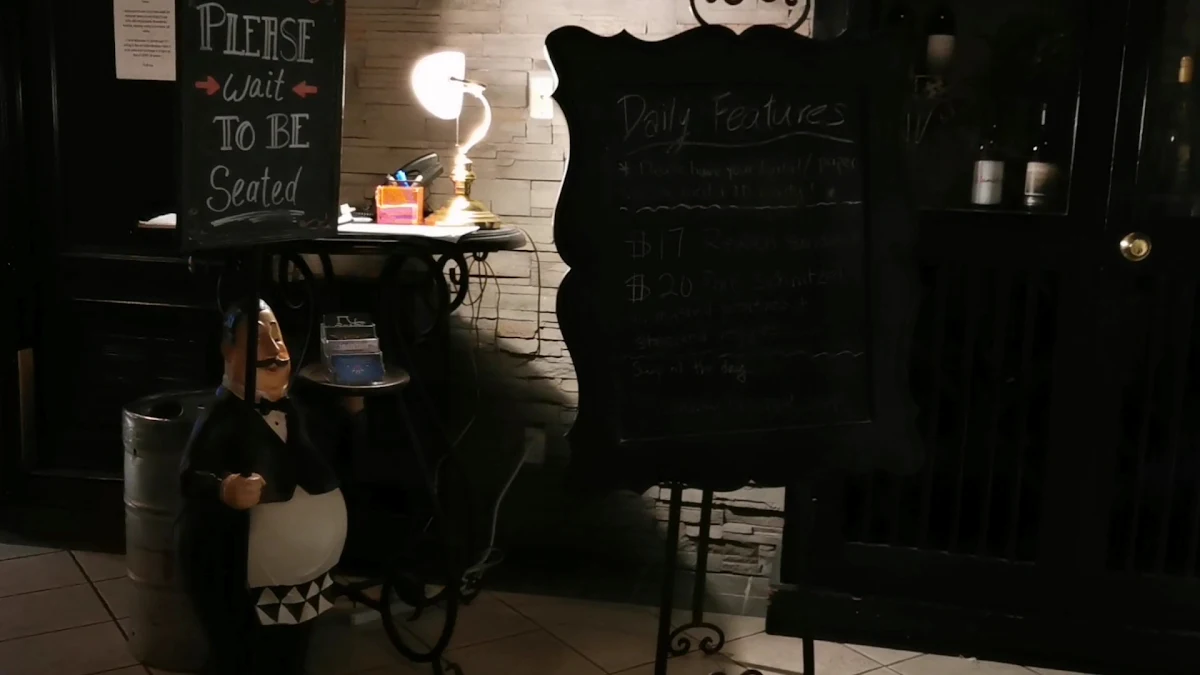 Vibe, The Grille Restaurant