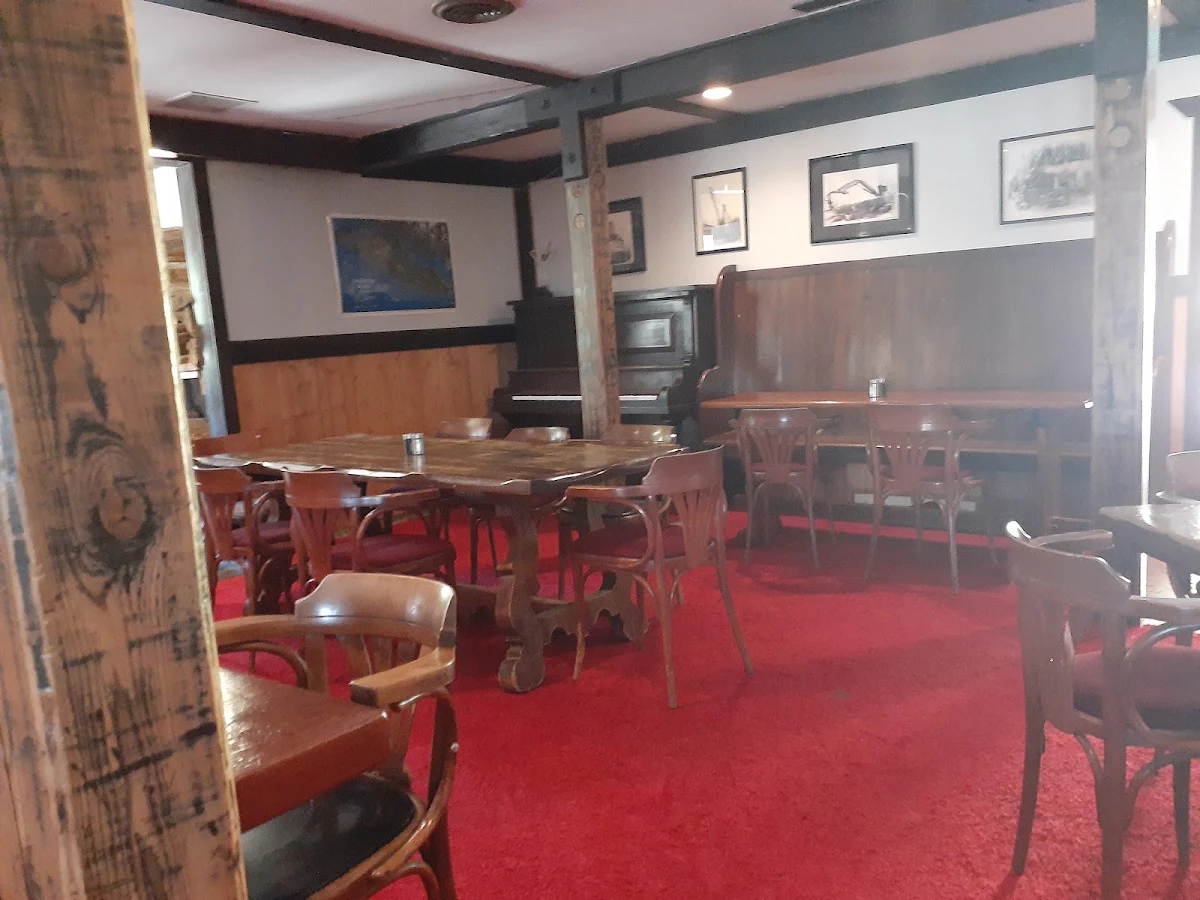 Vibe, Scarlet Ibis Restaurant & Cabin Rentals