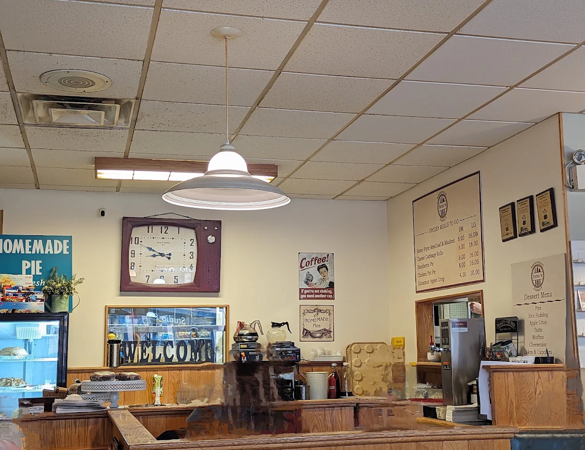 Vibe, Peter's Family Fare Restaurant