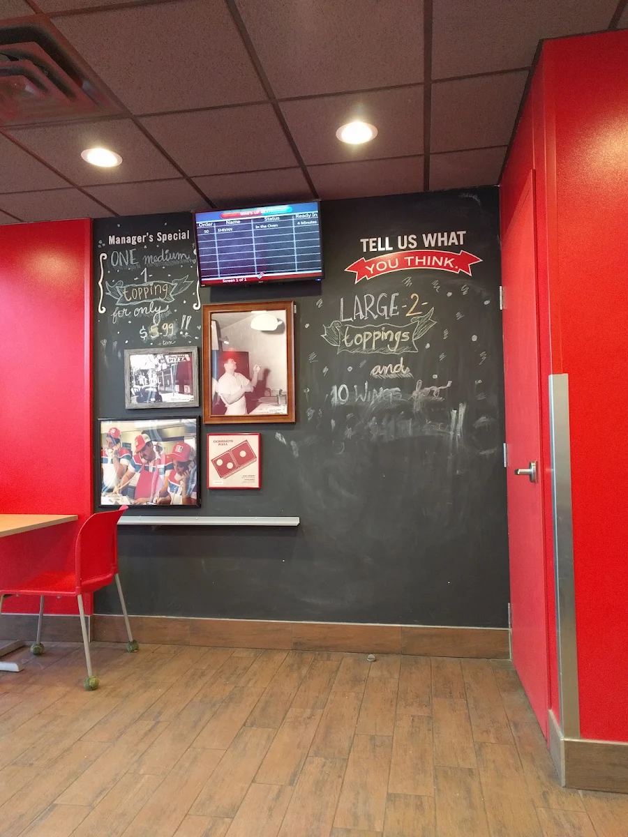 Menu, Domino's Pizza