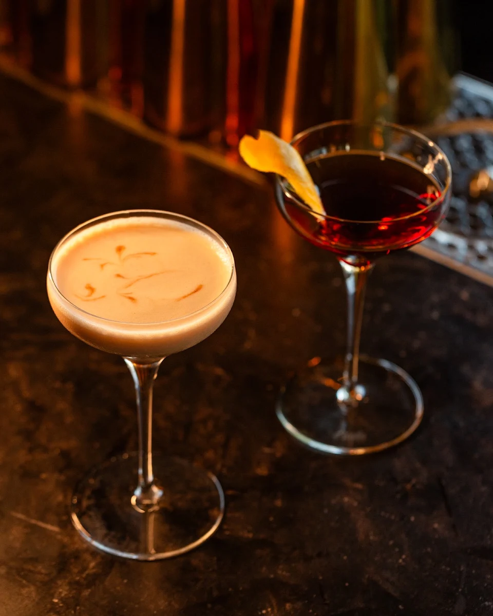 Food & drink, Vista 18 Restaurant + Lounge