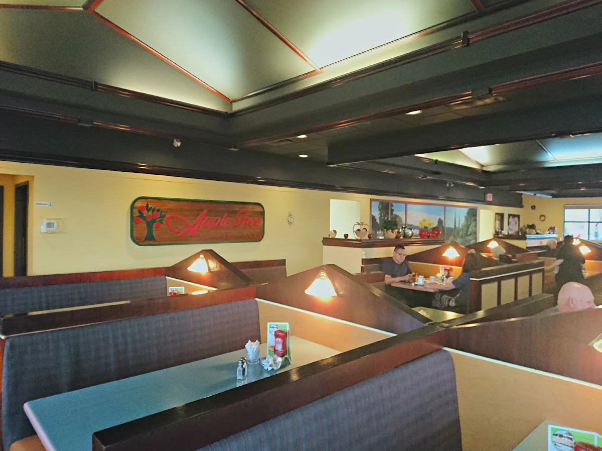 Vibe, Apple Tree Restaurant