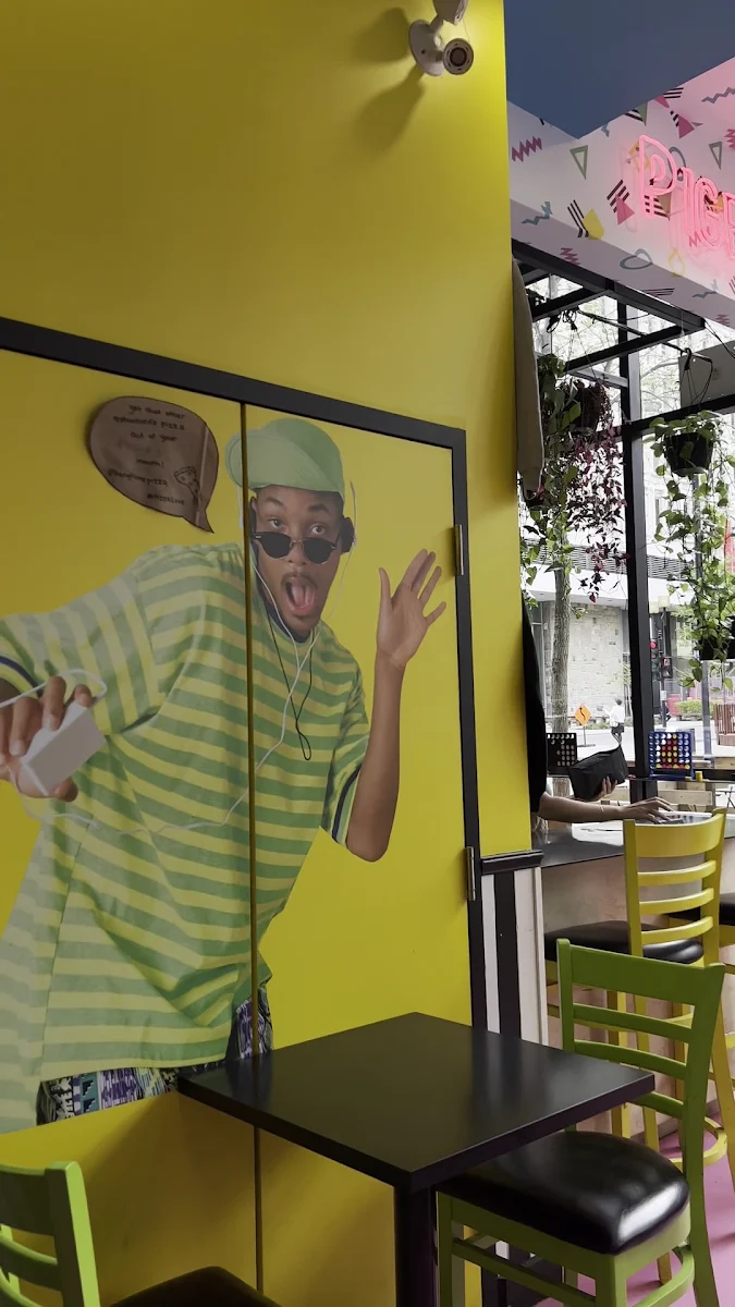 Vibe, Hang Time Pizza Centre Ville