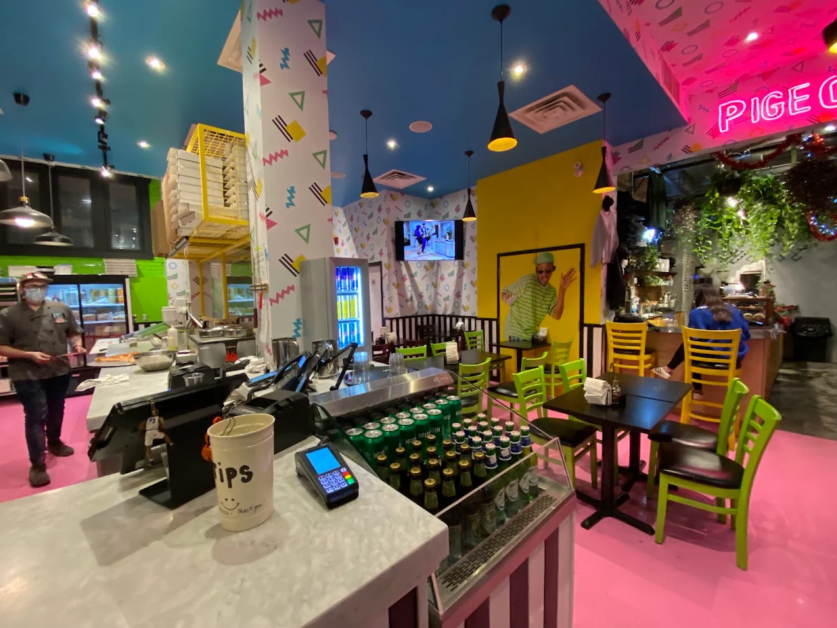 Vibe, Hang Time Pizza Centre Ville