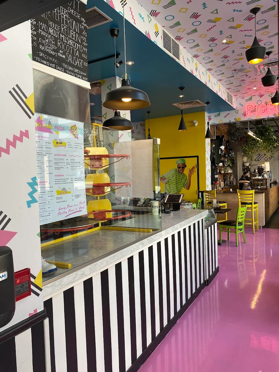 Vibe, Hang Time Pizza Centre Ville