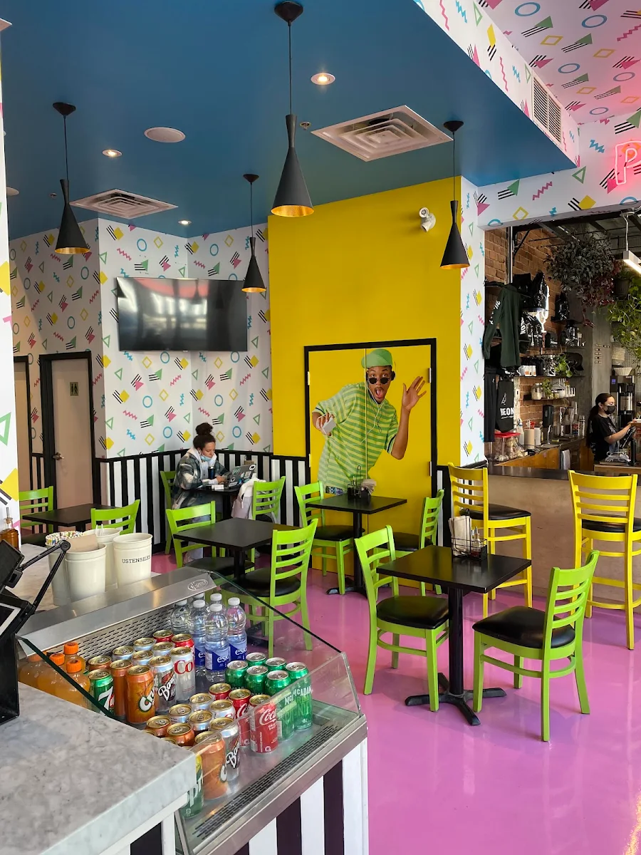 Vibe, Hang Time Pizza Centre Ville