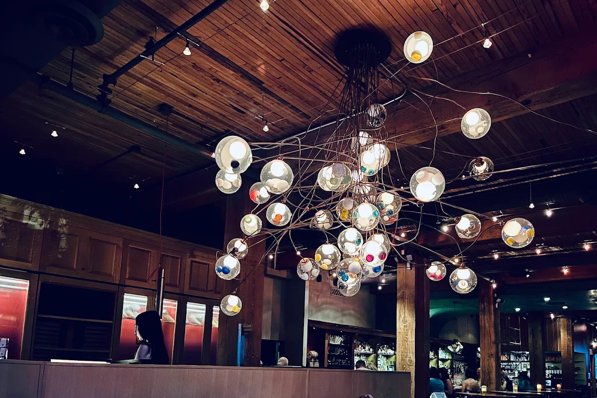 Vibe, Chambar Restaurant
