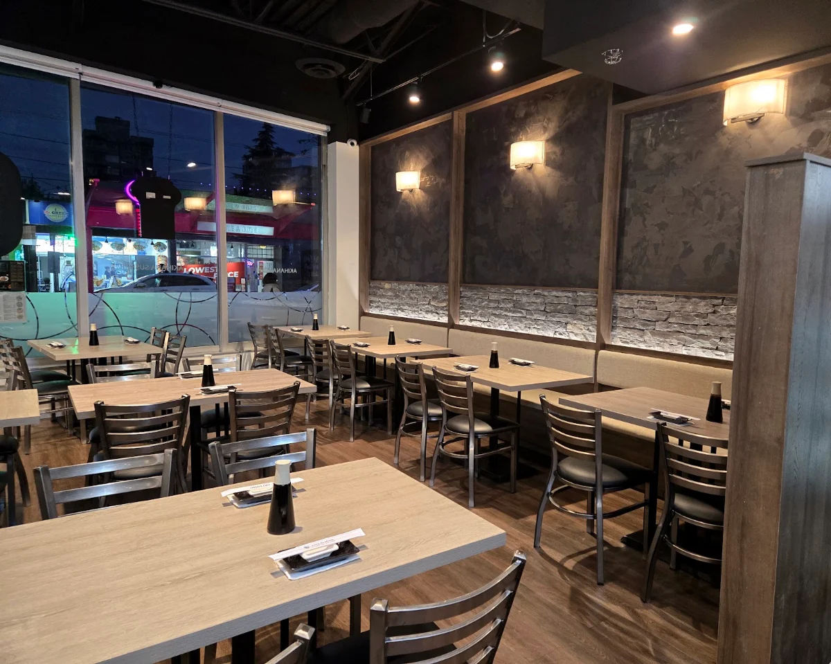 Vibe, Akihana Sushi