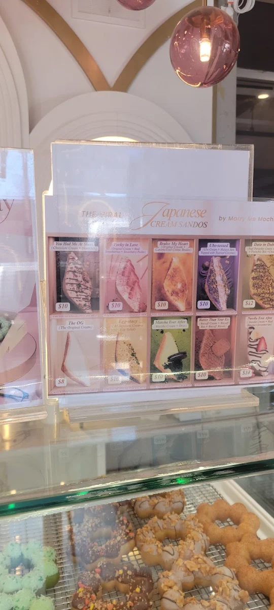 Vibe, Marry Me Mochi