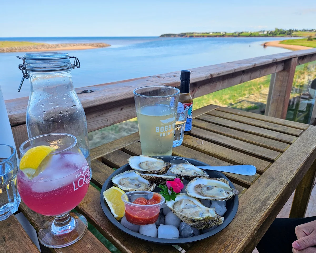 Food & drink, The Fiddling Fisherman Lookout