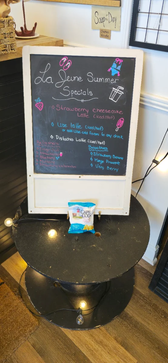 Menu, La Jeune Café