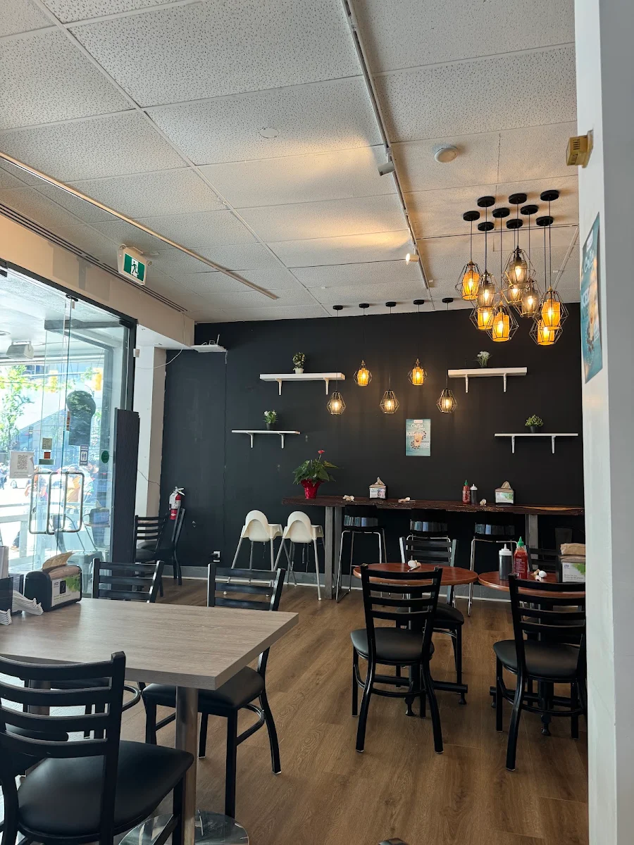 Vibe, Pho Georgia Express