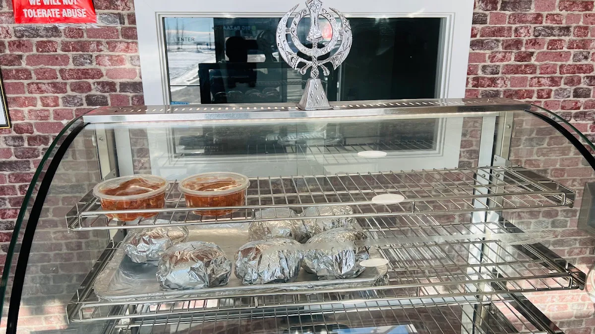 Vibe, Singh’s Tiffin – Tiffin Service Calgary