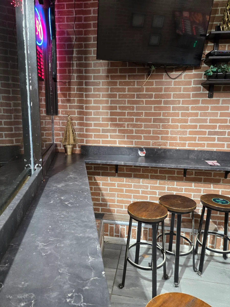 Vibe, Rosetti Pizzeria