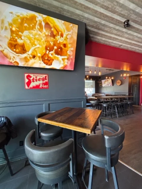 Vibe, One Eighty Sports Pub