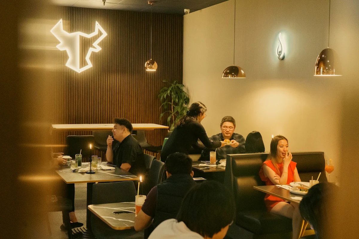 Vibe, Salt & Steak Restaurant