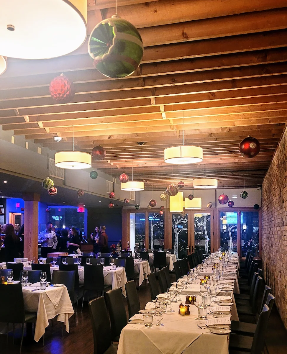 Vibe, Janet Lynn's Bistro