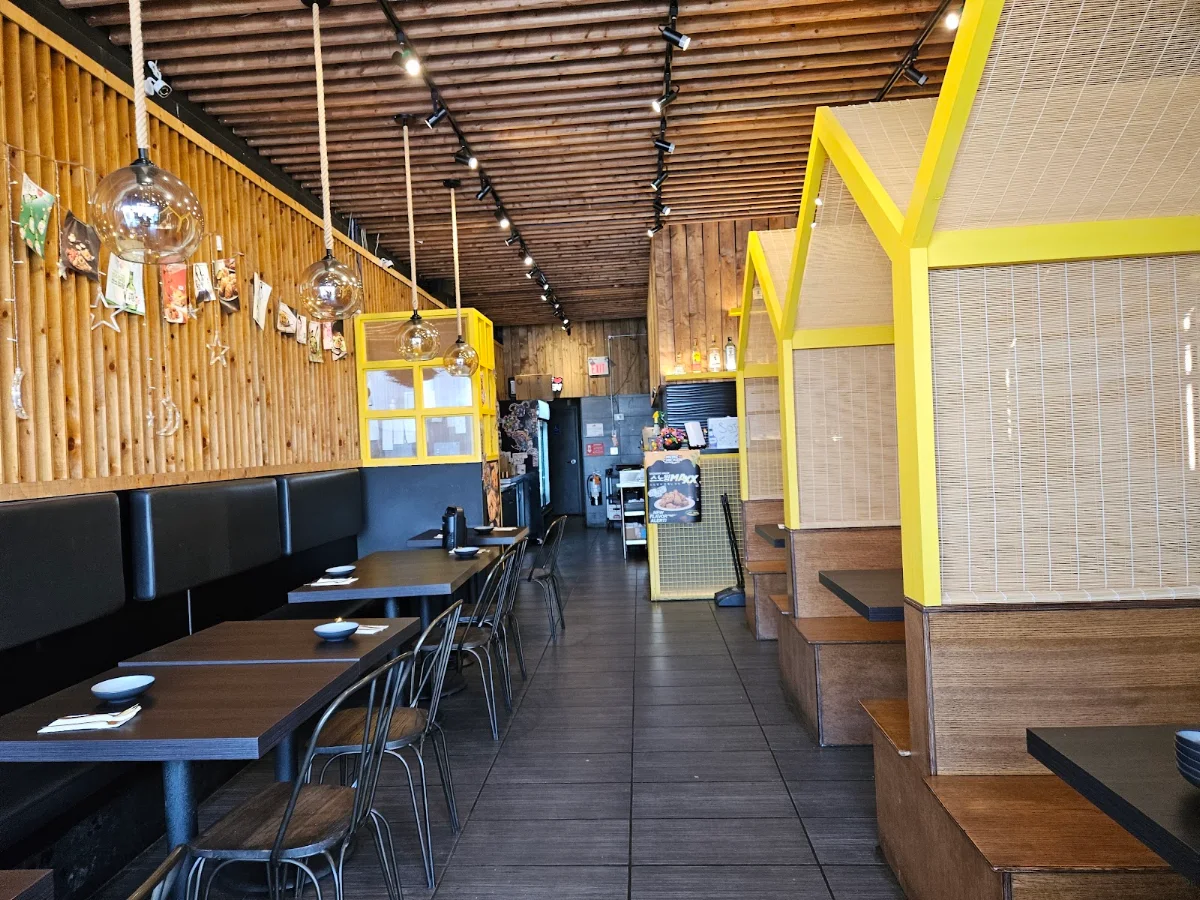 Vibe, NeNe Chicken Vaughan