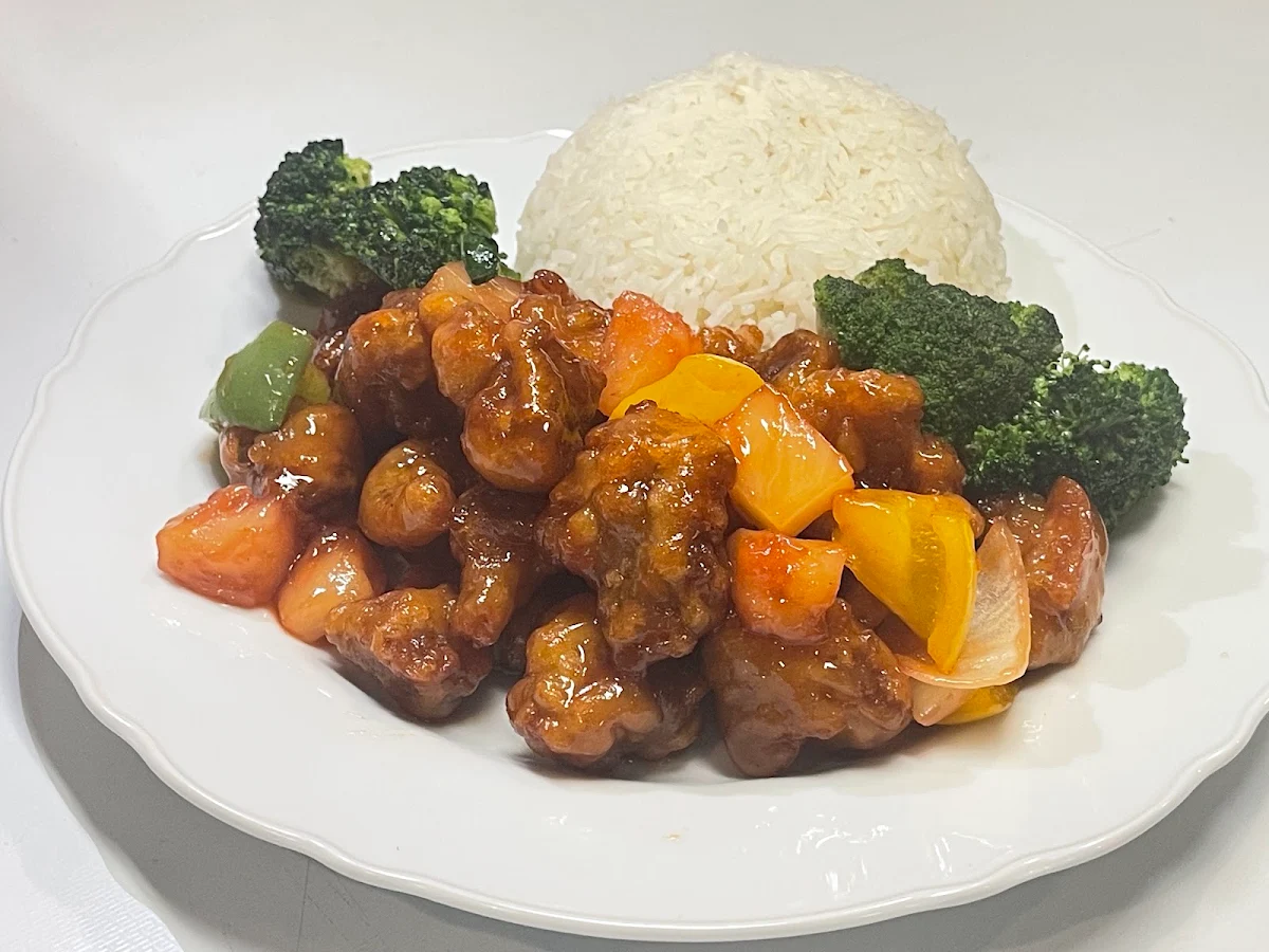 Food & drink, Golden West Restaurant