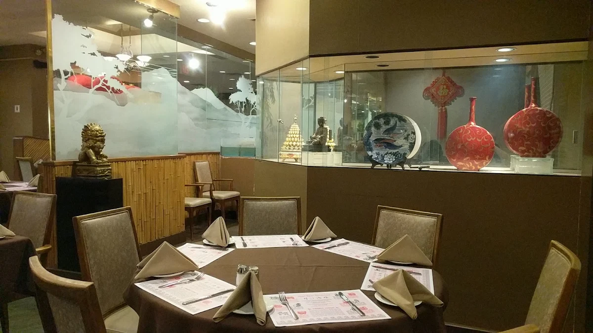 Vibe, Pearl River Restaurant