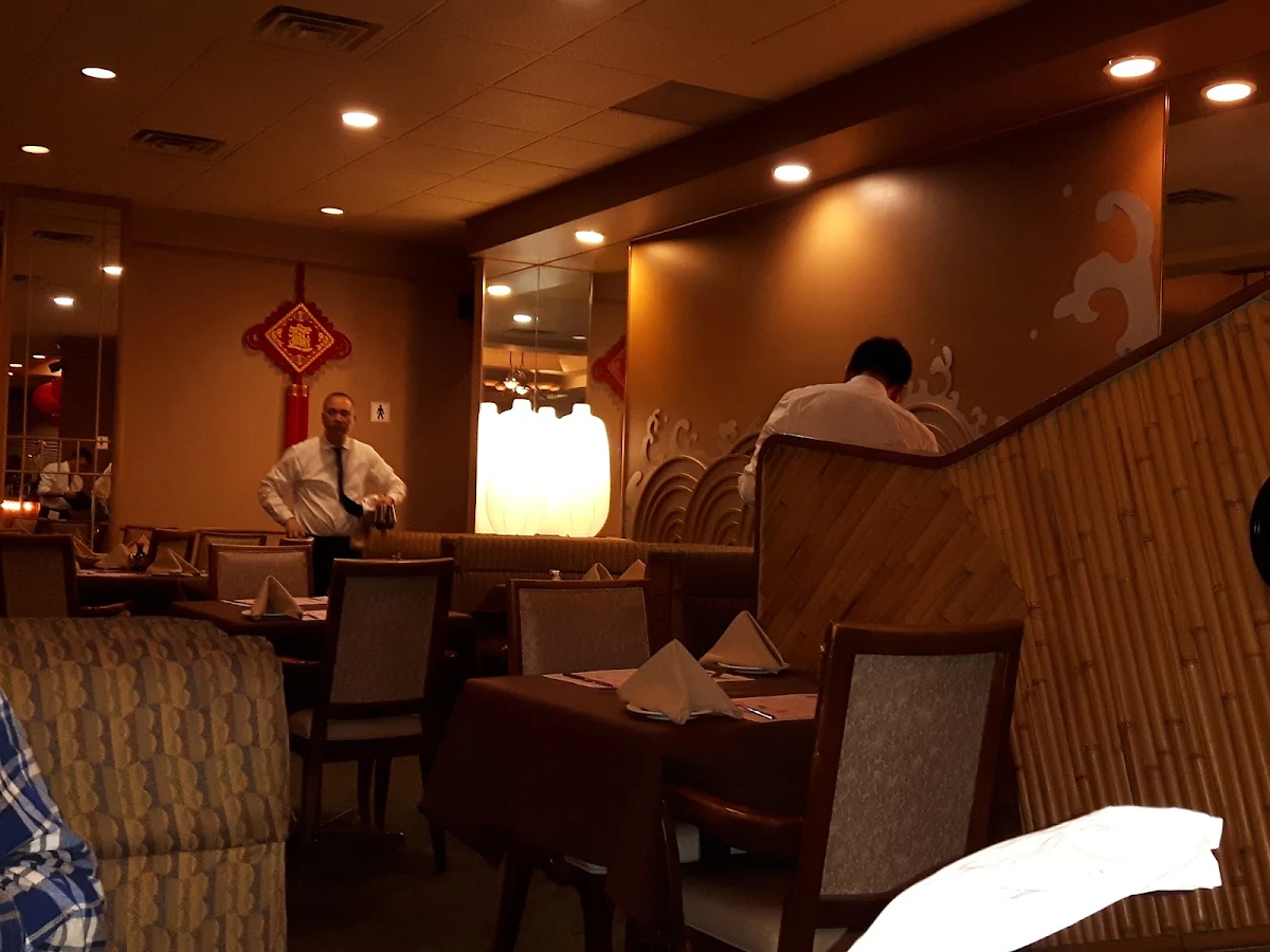 Vibe, Pearl River Restaurant