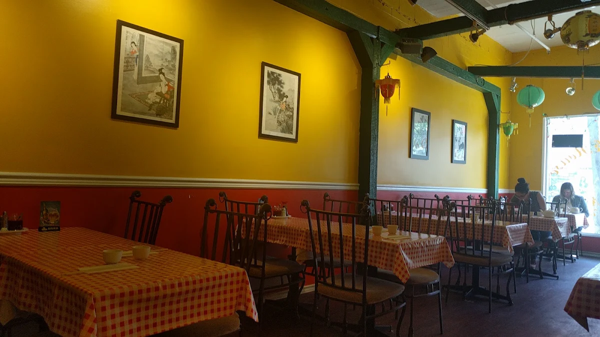 Vibe, Connie's Cook House