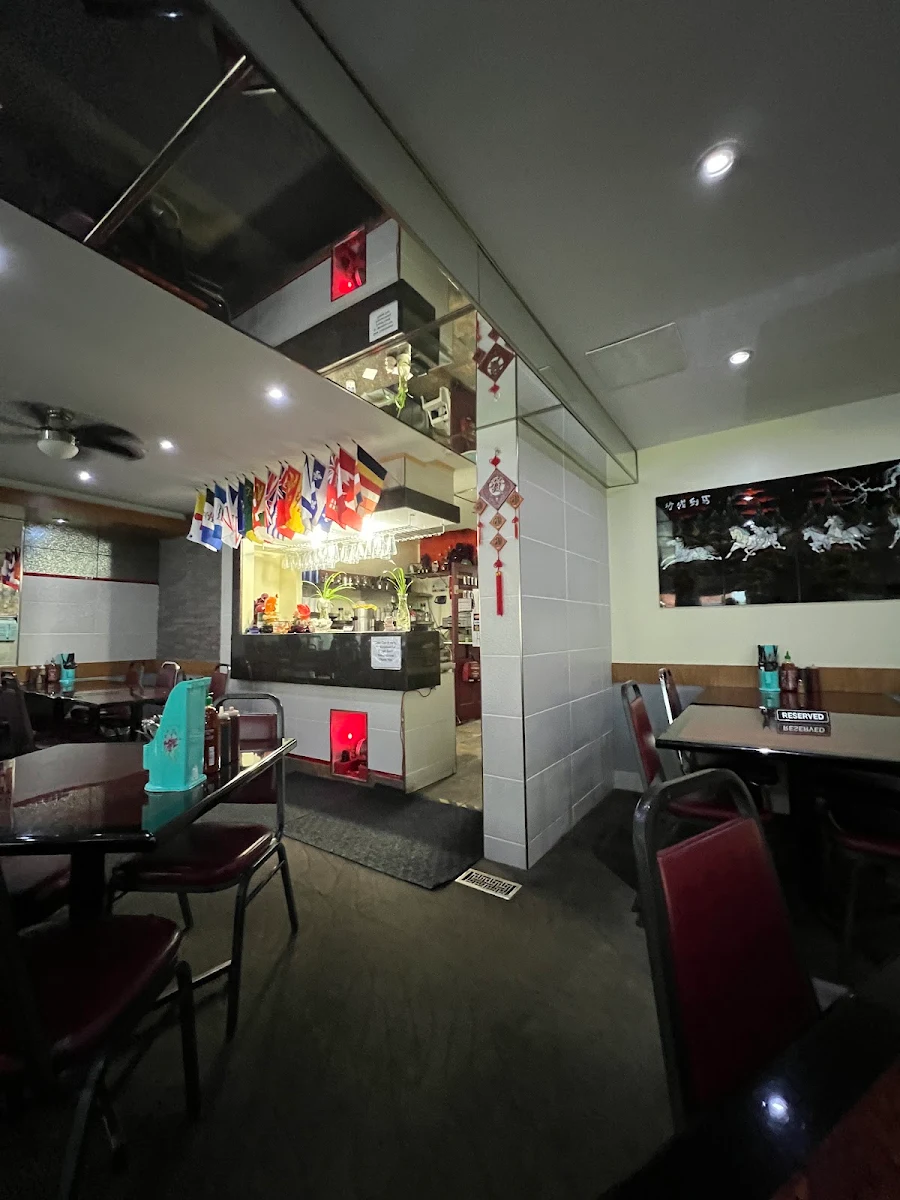 Vibe, Huong's Vietnamese Bistro