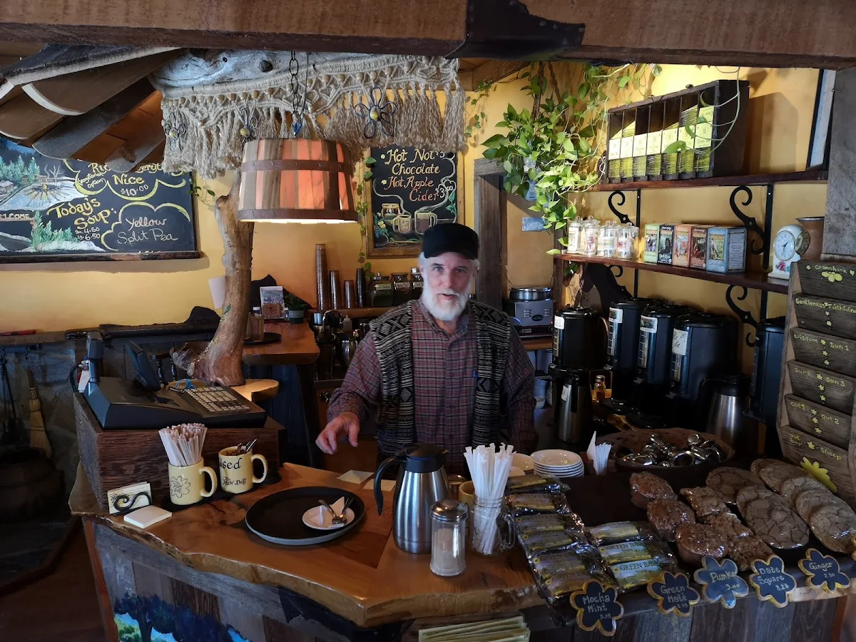 Vibe, The Yellow Deli