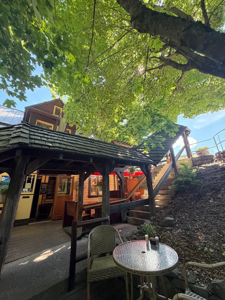 Vibe, The Yellow Deli