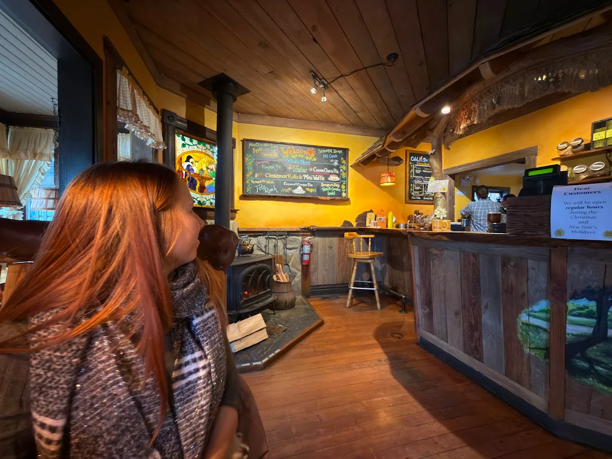 Vibe, The Yellow Deli