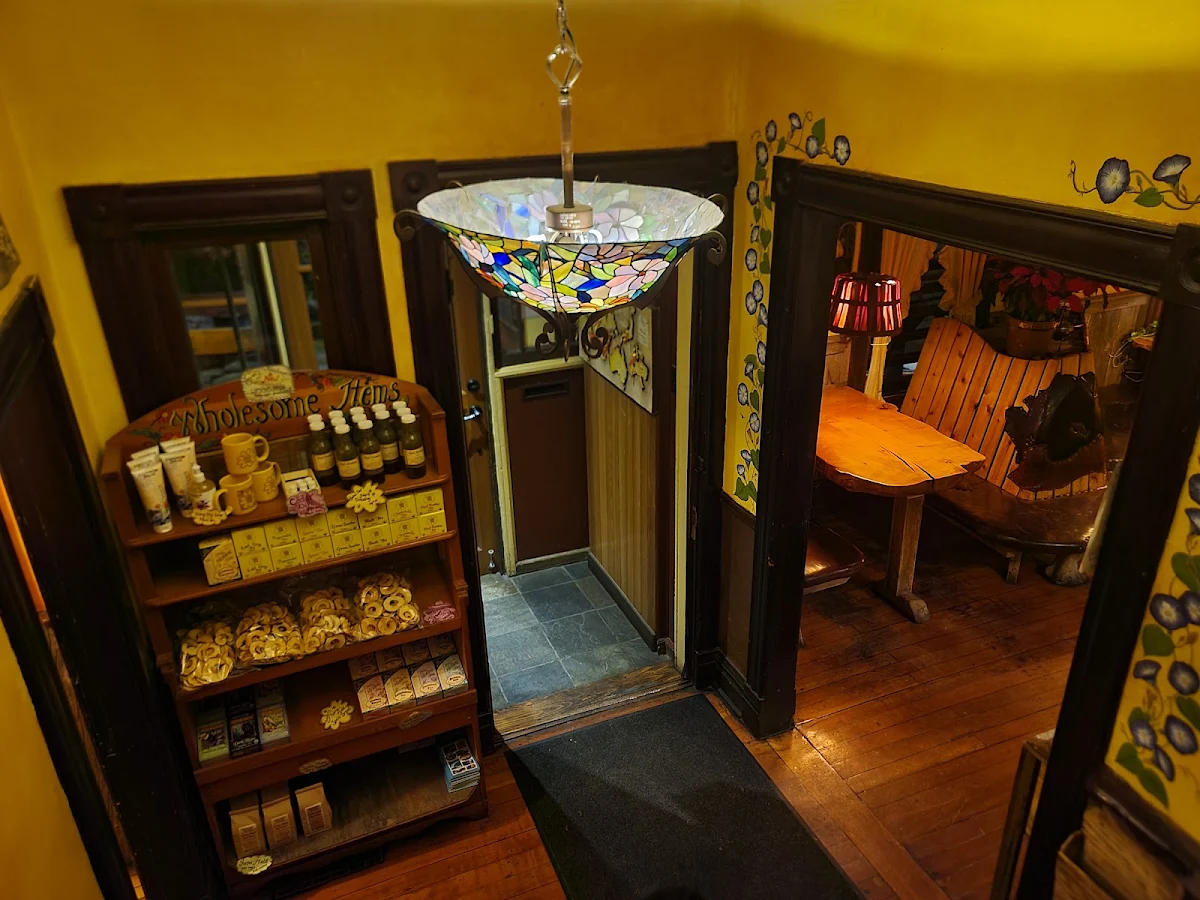 Vibe, The Yellow Deli