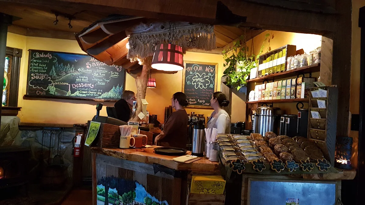 Vibe, The Yellow Deli